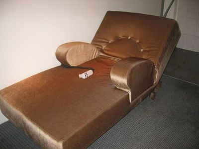 從家居休閑到專業理療 多功能沙發的跨界融合